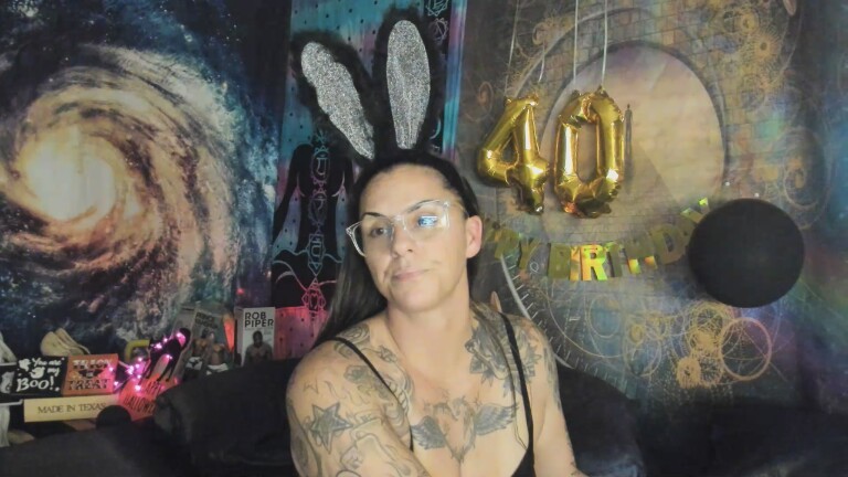 Ladyluvxo's Streamate show and profile