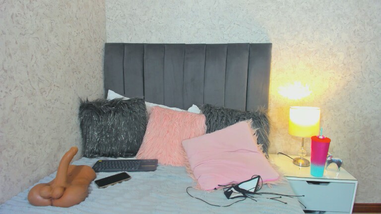 MadisonWilde's Streamate show and profile