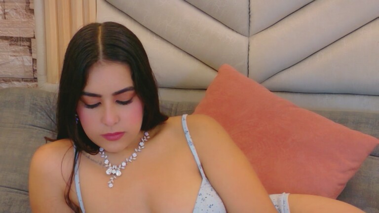 ThaliaGlow's Streamate show and profile