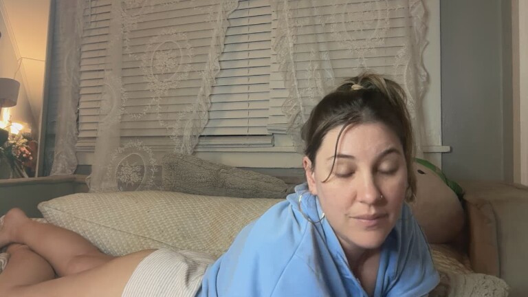 leoqueen1111's Streamate show and profile