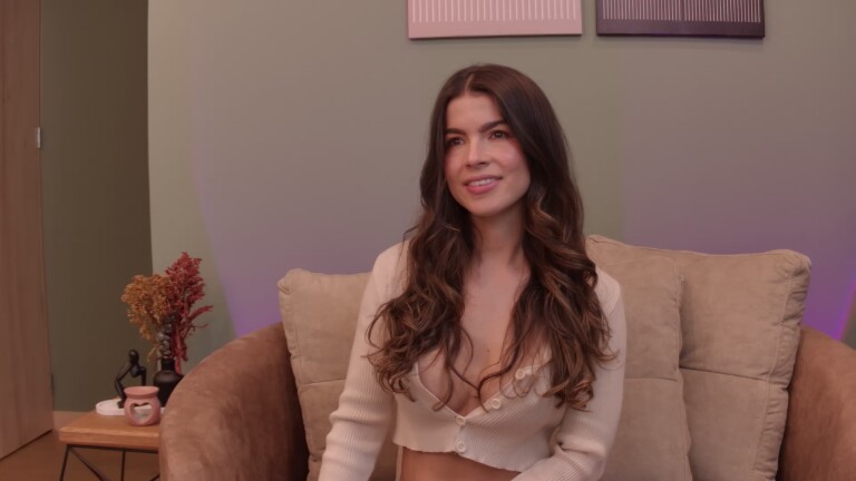 AliceLujan's Streamate show and profile