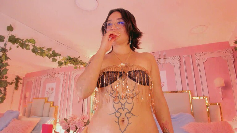 NaraSuarez's Streamate show and profile