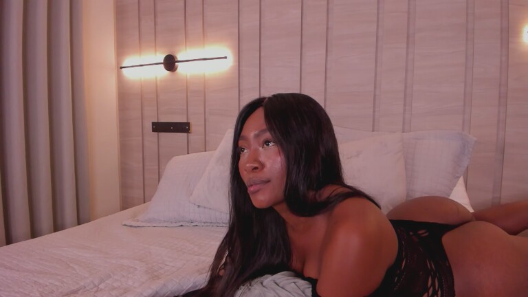 IvonneBrunettee's Streamate show and profile