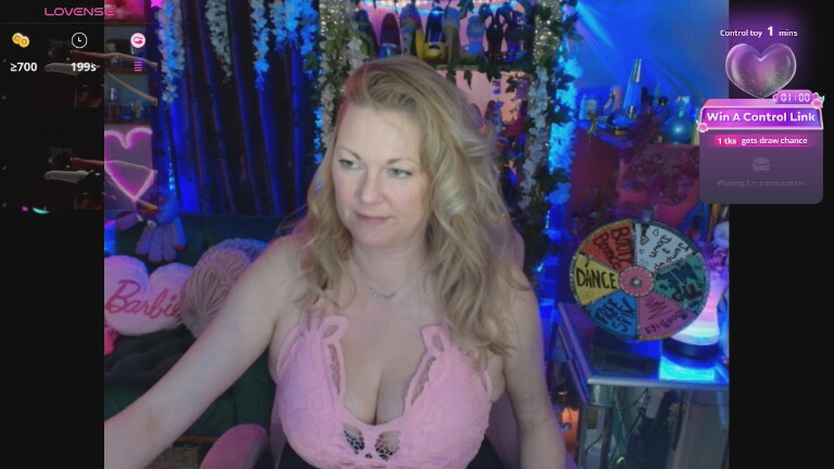 Solesticia's Streamate show and profile