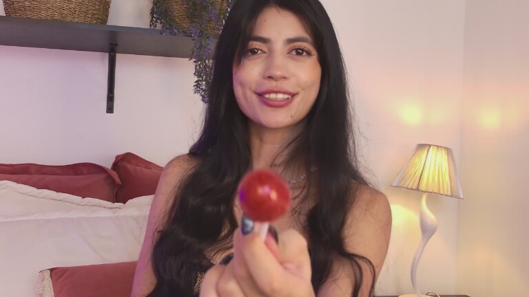 SaraFernandez's Streamate show and profile