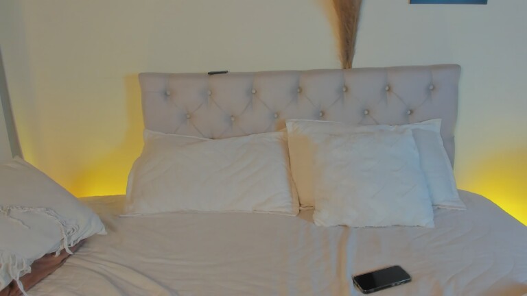 Daphnegb's Streamate show and profile