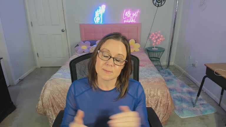 CourtneyLynn's Streamate show and profile