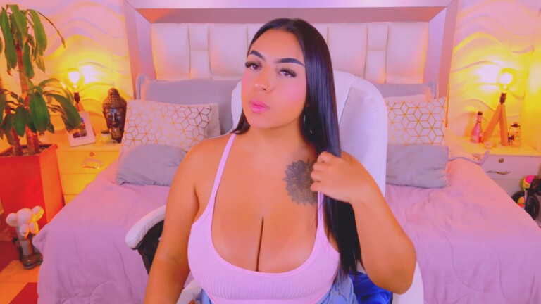 MartinaPiero's Streamate show and profile