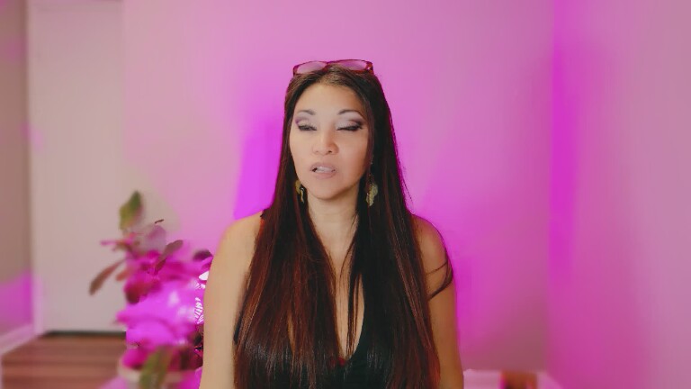 DivineLynn's Streamate show and profile