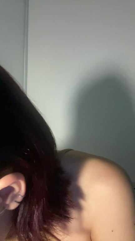 BrianaWells's Streamate show and profile