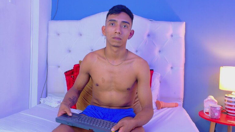 Dominus_Black's Streamate show and profile