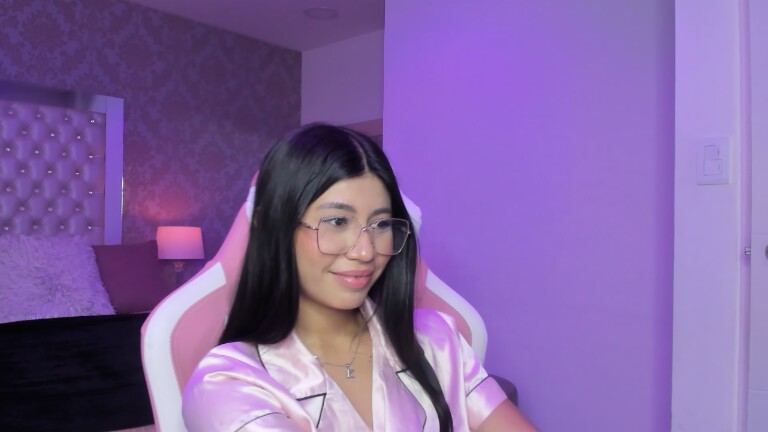 LylaKarl's Streamate show and profile