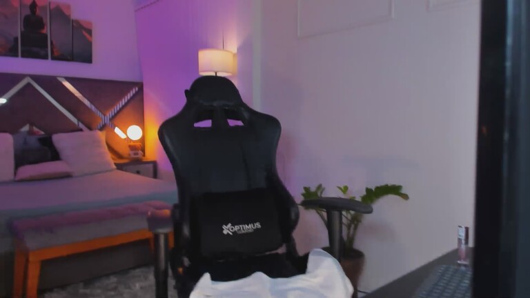 EmmaVloss's Streamate show and profile