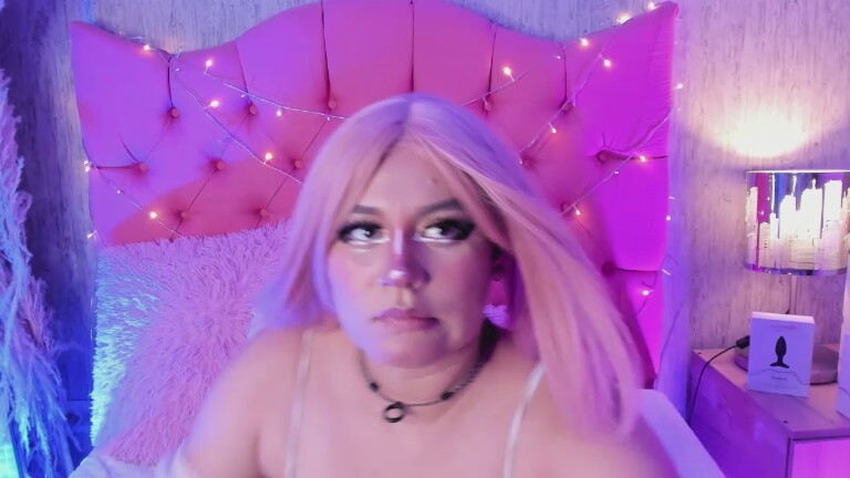 SakuraDilucas's Streamate show and profile