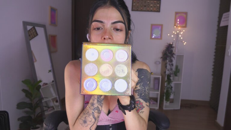 AlissonnovaXX's Streamate show and profile