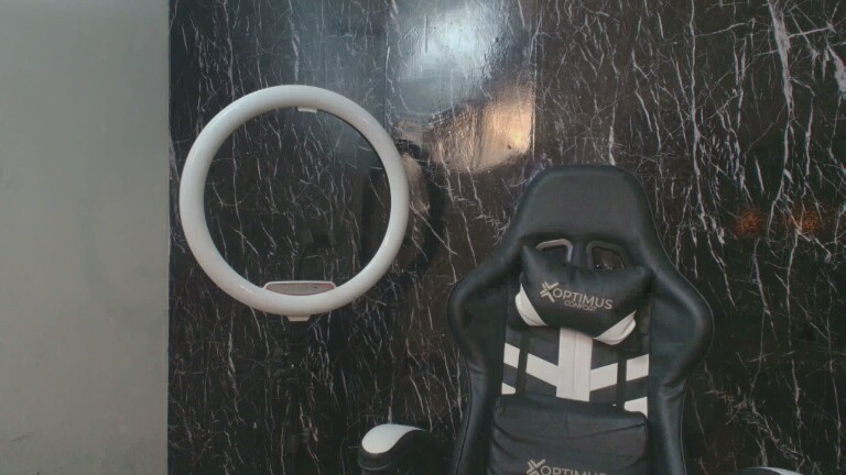 Aleyah_Cox's Streamate show and profile