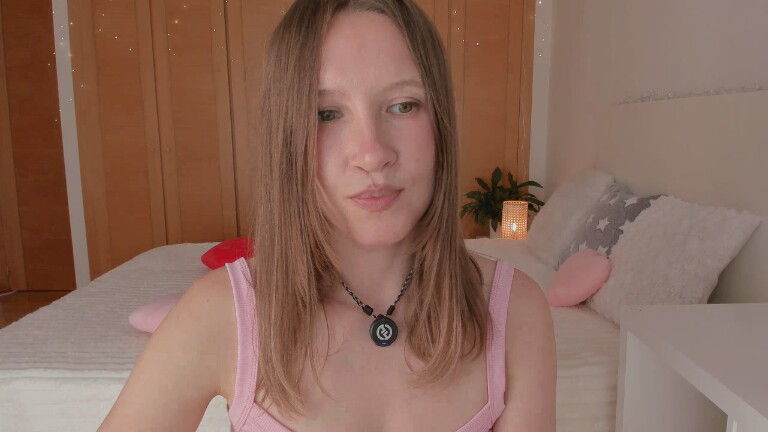 EmilyJune's Streamate show and profile