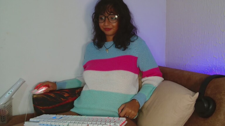 MyaMillor's Streamate show and profile