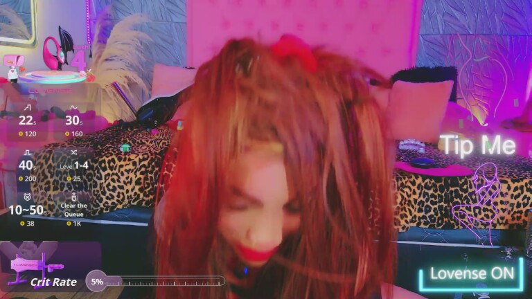 MacaSweet's Streamate show and profile