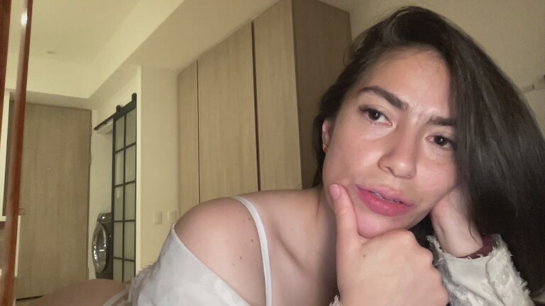 Bellasmmith's Streamate show and profile