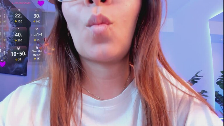 Miattaylor's Streamate show and profile