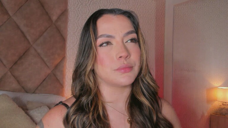 AmberLewiis's Streamate show and profile