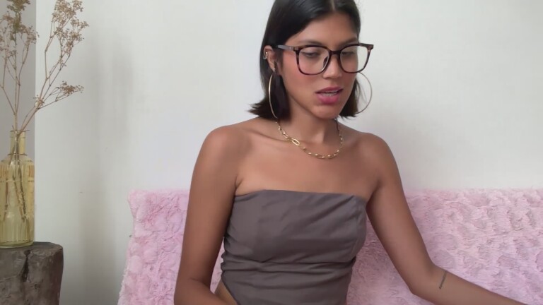 GigiHarmon's Streamate show and profile