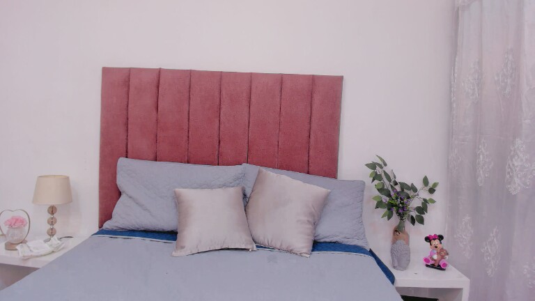 AmaiaRivers's Streamate show and profile