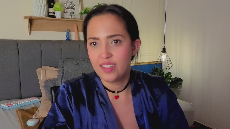 Selena_noir's Streamate show and profile