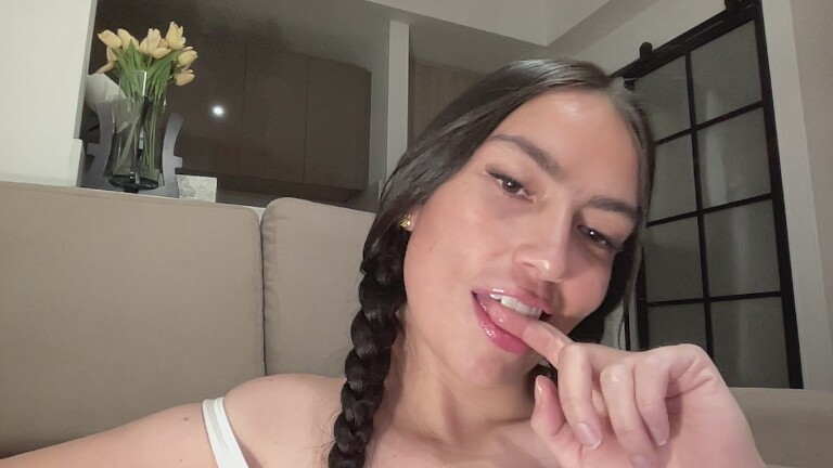 Bellasmmith's Streamate show and profile