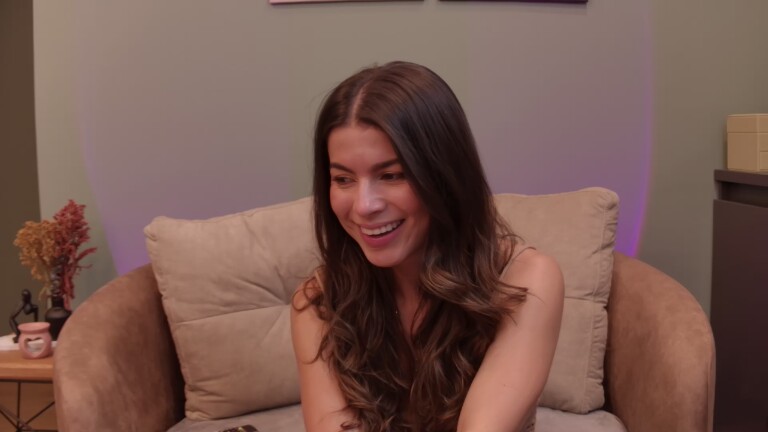 AliceLujan's Streamate show and profile