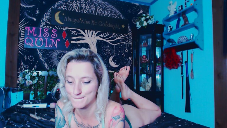 MissQuinCam's Streamate show and profile