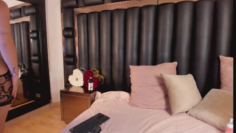 AdrianaAkerman's Streamate show and profile