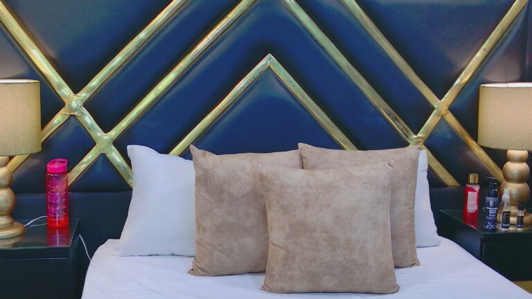 VioletFrostt's Streamate show and profile