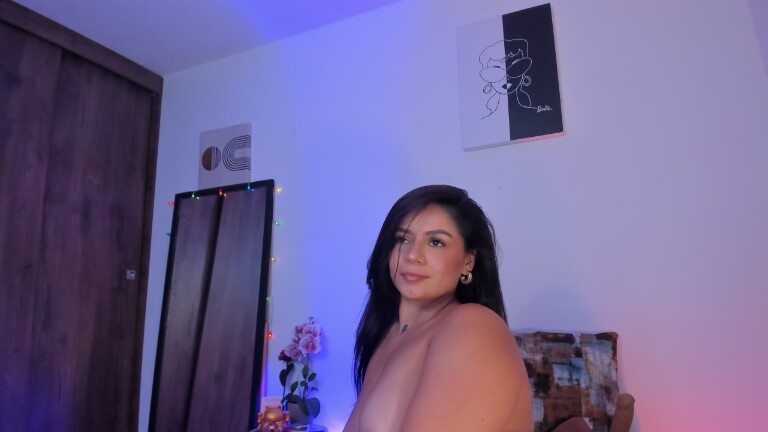 JulieRios's Streamate show and profile